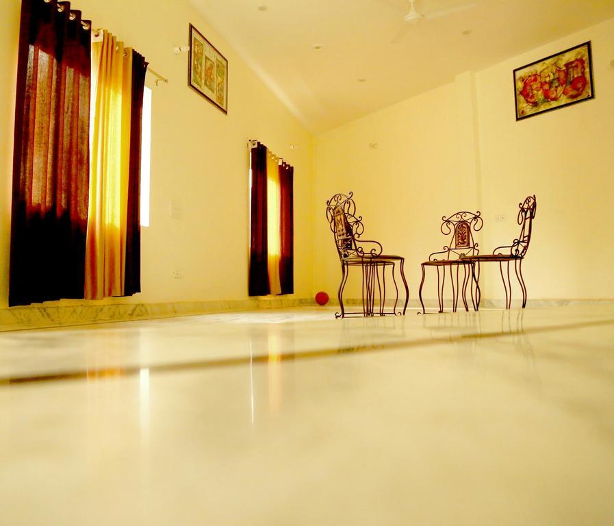Taj Castle A Boutique Homestay Агра Екстер'єр фото